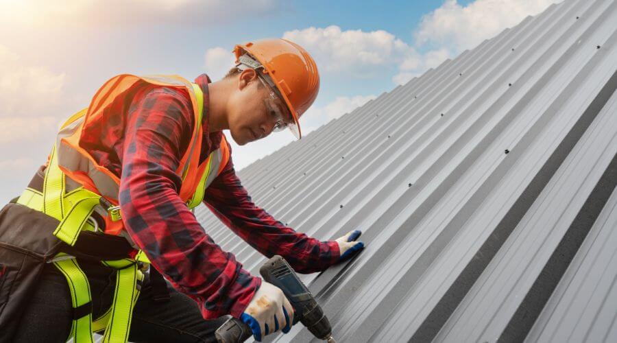 GAF certified roofer in Bardolph, IL